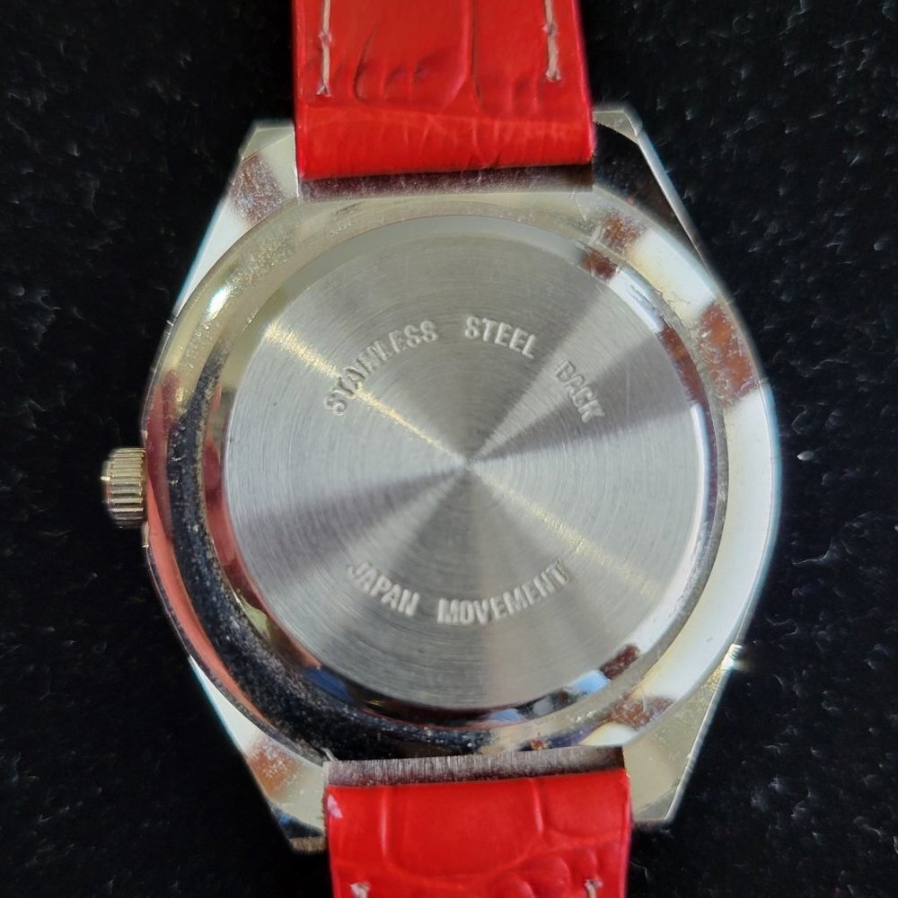 Bloomingdales Watch W Red Leather Band - Picture 5 of 8